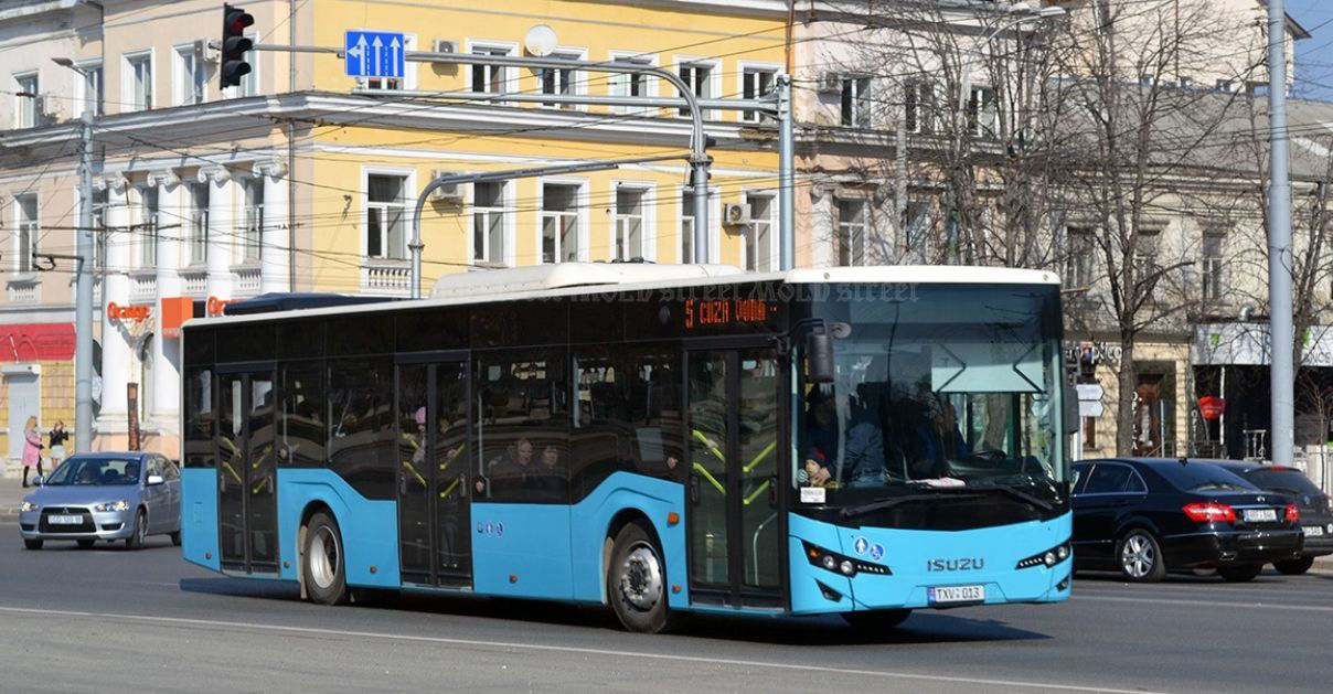 На Радоницу общественный транспорт будет курсировать по особым правилам.