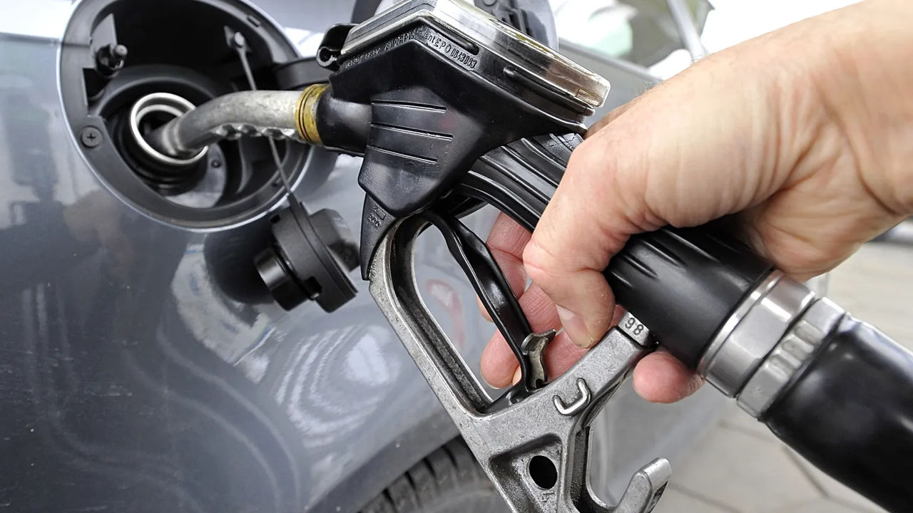 Stocurile de combustibil în Moldova: Benzină pentru 15 zile, iar motorină pentru șase.