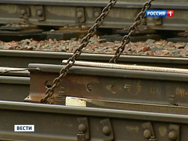 C рельсов сошли 14 вагонов грузового состава.