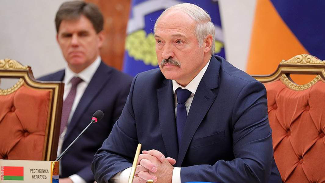 Лукашенко: Белоруссия готова противостоять любым угрозам.