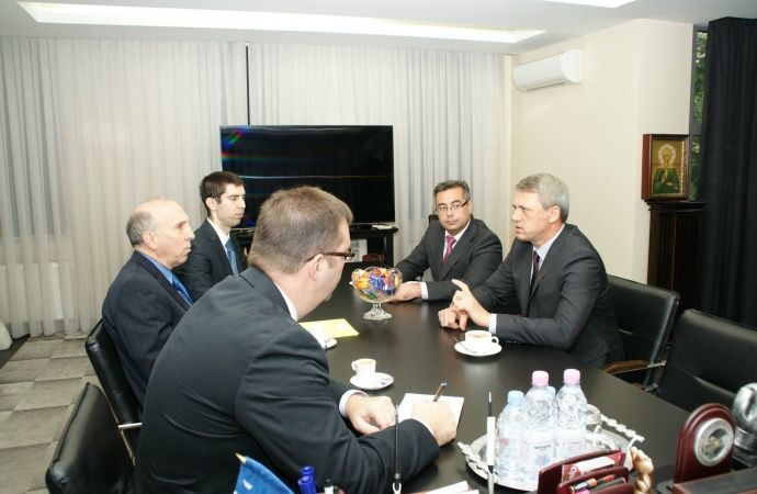 Чубашенко и Петтит обсудили тему выборов президента Молдовы.