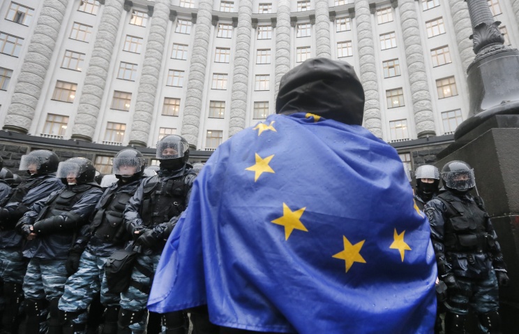"Слова президента и правительства Украины относительно Соглашения об ассоциации все больше и больше расходятся с делами", - подчеркнул Штефан Фюле. Фото: ИТАР-ТАСС