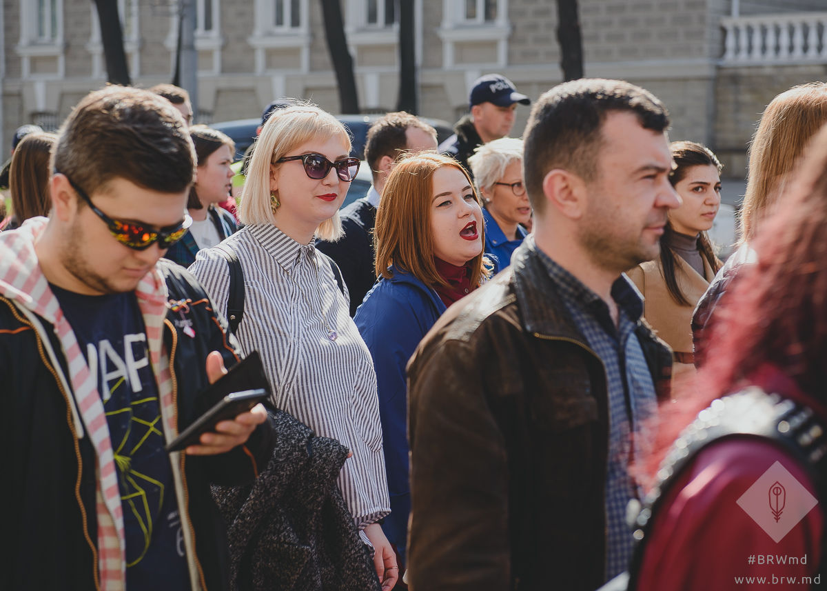 В соцсетях подвергают сомнению и даже высмеивают результаты переписи населения. Фото: brw.md