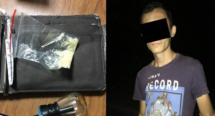 В Кишиневе задержали мужчину с пакетиком порошка, обладающего специфическим запахом.