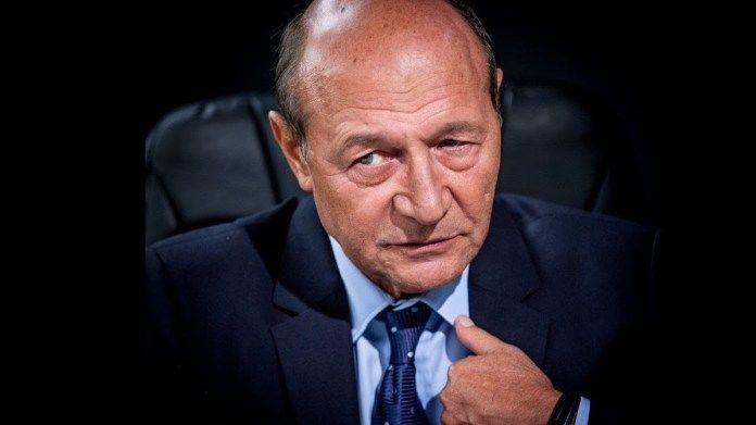 Суд признал экс-президента Румынии доносчиком коммунистической спецслужбы.