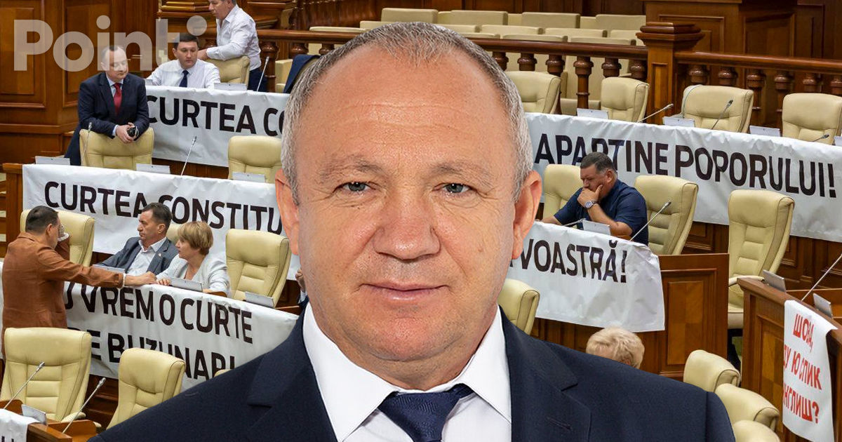 Deputat PAS, deranjat de afișele opoziției: Ce e cu pornografia asta?