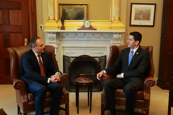 Diplomaţia parlamentară dintre Chişinău şi Washington trebuie să aibă un rol prioritar în relaţiile bilaterale.