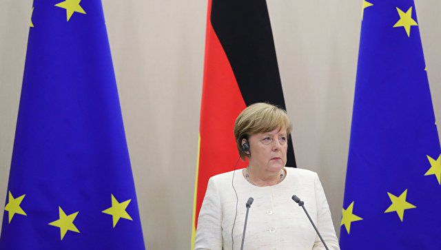 Меркель считает урегулирование на Украине и в Сирии невозможным без России. Фото: ria.ru