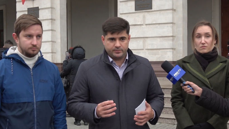 Мунсоветники от ПДС подали жалобу в Генпрокуратуру на повышение тарифов на воду.