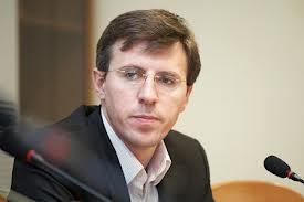 Дорин Киртоакэ выразил недовольство деятельностью чиновников Управления электрического транспорта и Городского автобусного парка.