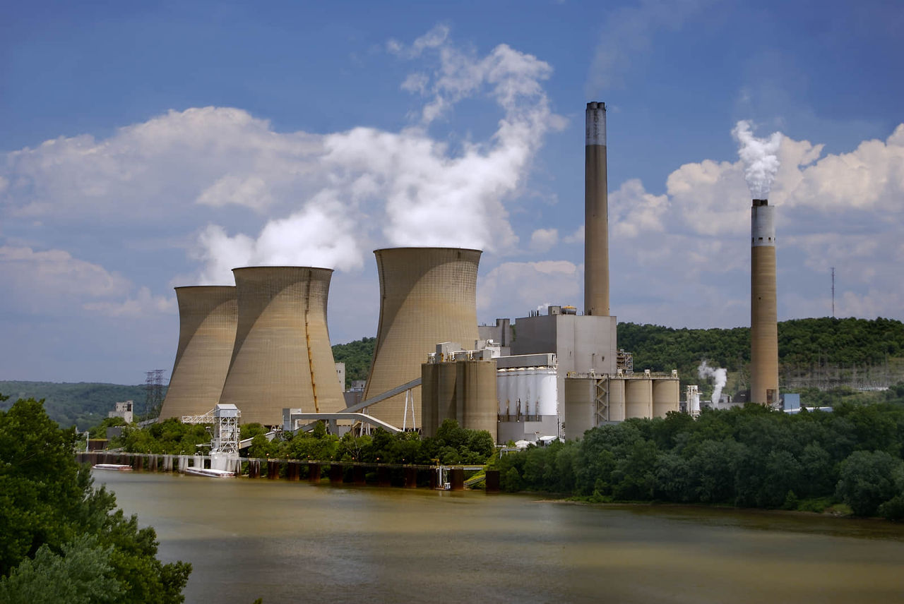 Polonia alocă 14,7 miliarde de dolari pentru construcția primei centrale nucleare.