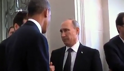 Видео краткой встречи Путина и Обамы попало в Интернет.