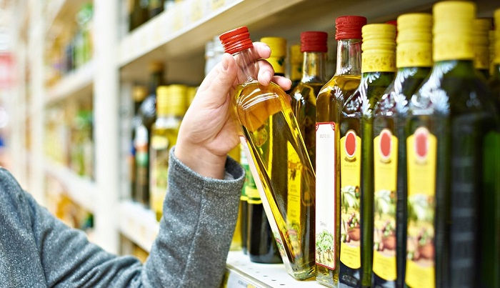 В Европе иссякают запасы оливкого масла из-за засухи и града.