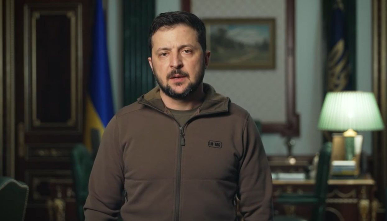 Зеленский: Украина не может начать контрнаступление, оружия недостаточно.
