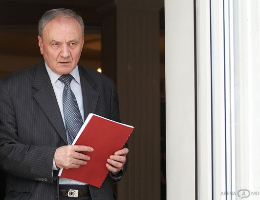 Timofti a semnat decretul privind numirea lui Anatol Arapu în funcția de ministru al Finanțelor, la propunerea prim-ministrului Iurie Leanca.