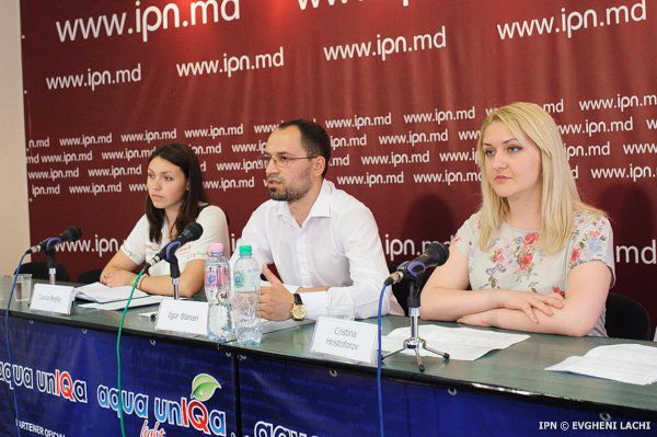 Пресс-конференция по поводу участия в программе Green Card.