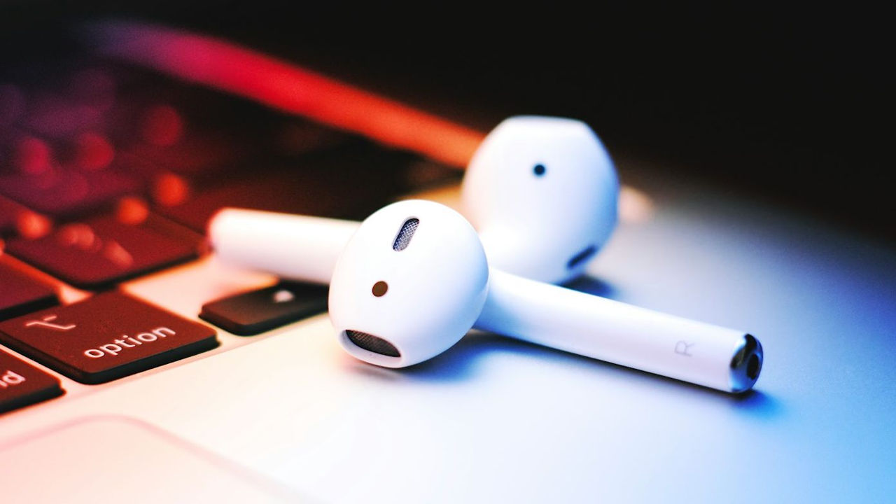 Apple intenționează să lanseze noi modele AirPods pentru prima dată din 2021.