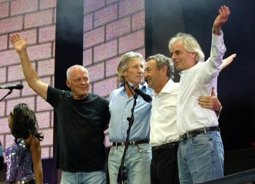Британская рок-группа Pink Floyd была основана в 1965 году.