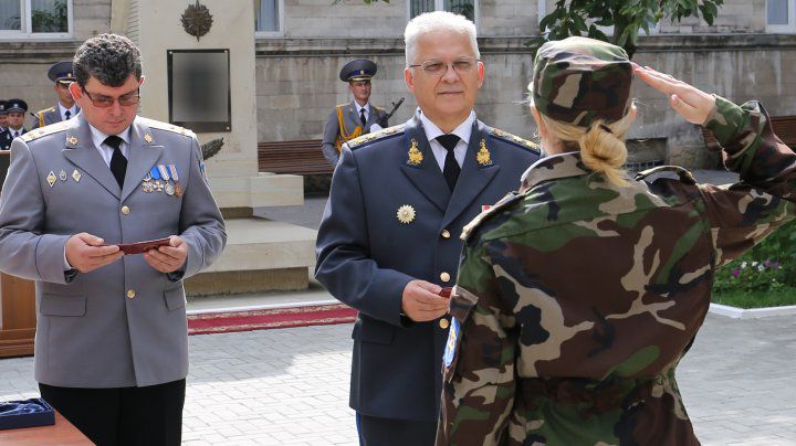 Viitorii ofiţeri de informaţii şi securitate au depus Jurământul de credinţă Patriei