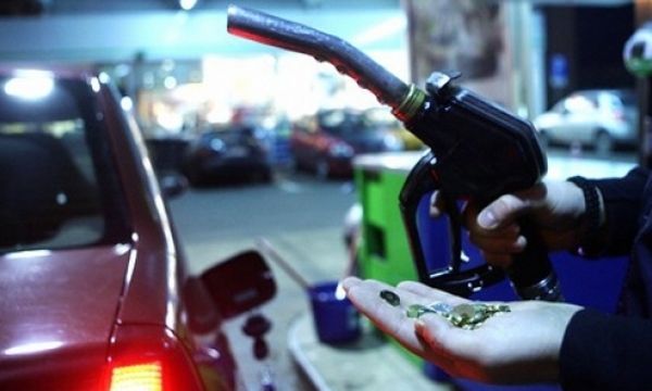 ANRE a afișat noi tarife la benzină și motorină pentru următoarele două săptămâni. 