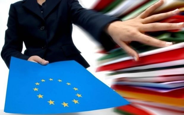 Potrivit surselor citate de Mediafax, este vorba despre un dosar amplu al DNA central, care vizează fraude cu fonduri europene, iar percheziţii au loc atât în capitala Rămâniei, cât şi în mai multe judeţe ale ţării.