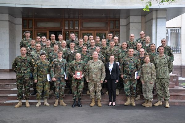 Специалисты из США провели правовой семинар с молдавскими миротворцами.
