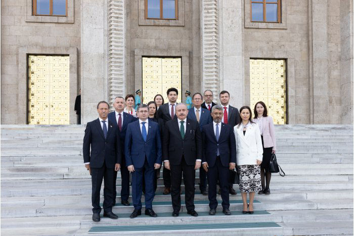 Игорь Гросу обсудил с председателем Великого национального собрания Турции вопросы экономики.