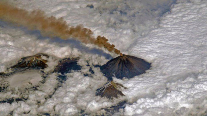Un vulcan din Extremul Orient a erupt violent. 