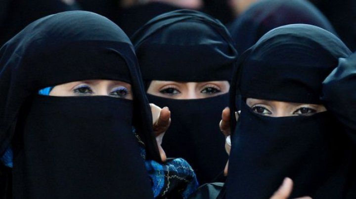 Lucruri pe care o femeie din Arabia Saudită nu le poate face.