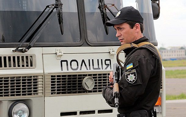В Украине назвали число преступлений, связанных с нелегальным оборотом оружия.