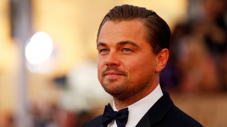 Actorul Leonardo DiCaprio este criticat dur de activiștii pentru protecția mediului, acuzându-l de ipocrizie. Foto: rt.com