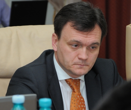 Dorin Recean, infirmă speculațiile potrivit cărora ar intenționa să părăsească instituția pe care o conduce.