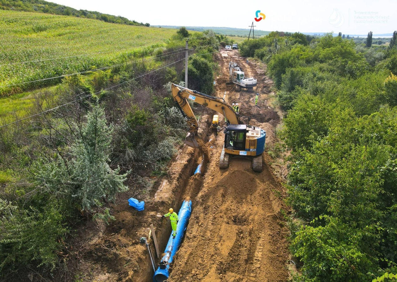 Более 46 км водопровода построили на магистрали Кишинев — Страшены — Калараш.