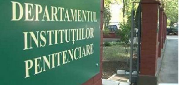Lui Vlad Filat i se va asigura asistenţa medicală necesară cât timp se va afla în greva foamei. Foto: deschide.md