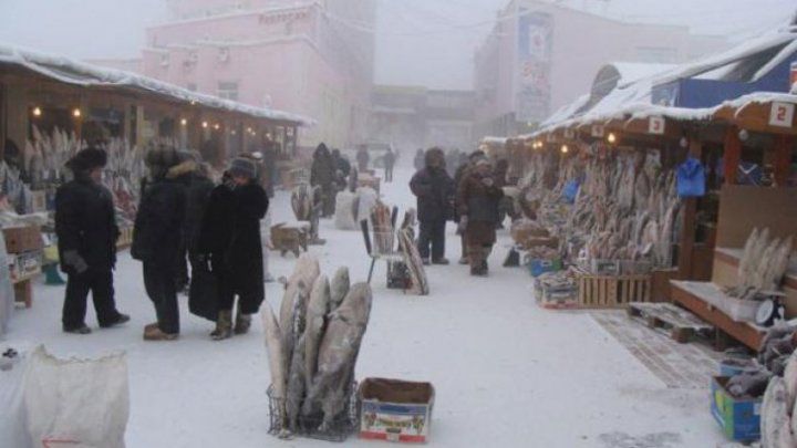 Temperaturi de -27 grade. Oraşul în care e frig de crapă pietrele