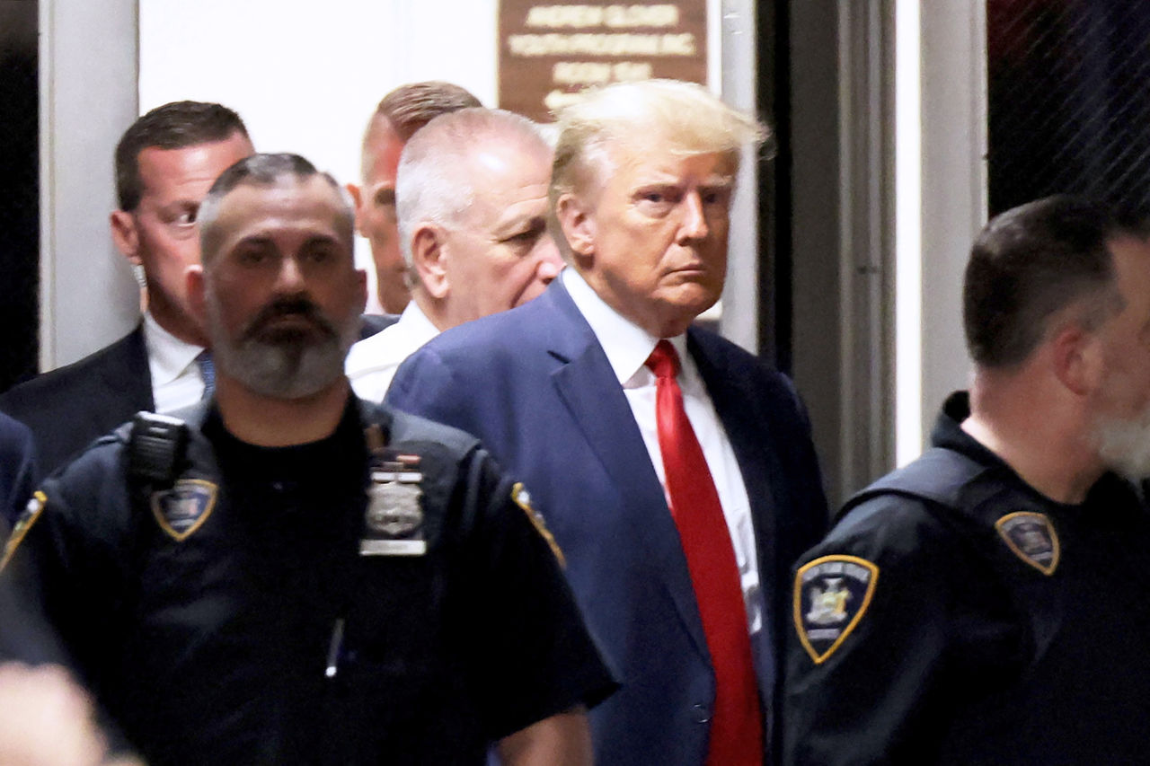 Дональд Трамп назвал обвинения против него мошенническими.