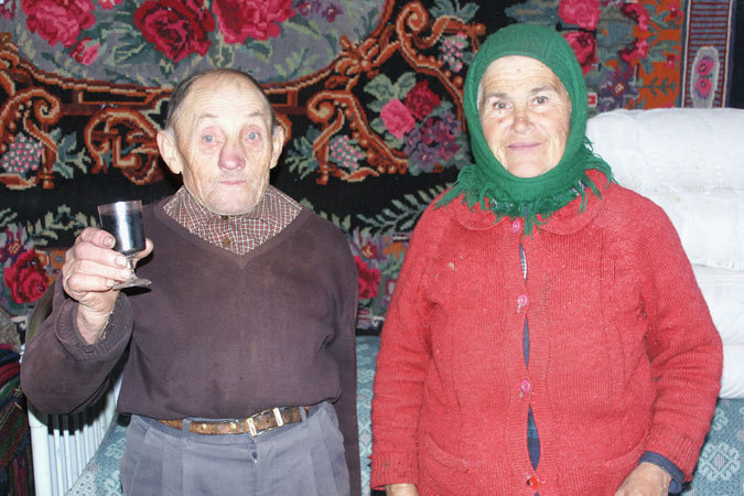 Наши пенсионеры чаще всего живут в своих квартирах.