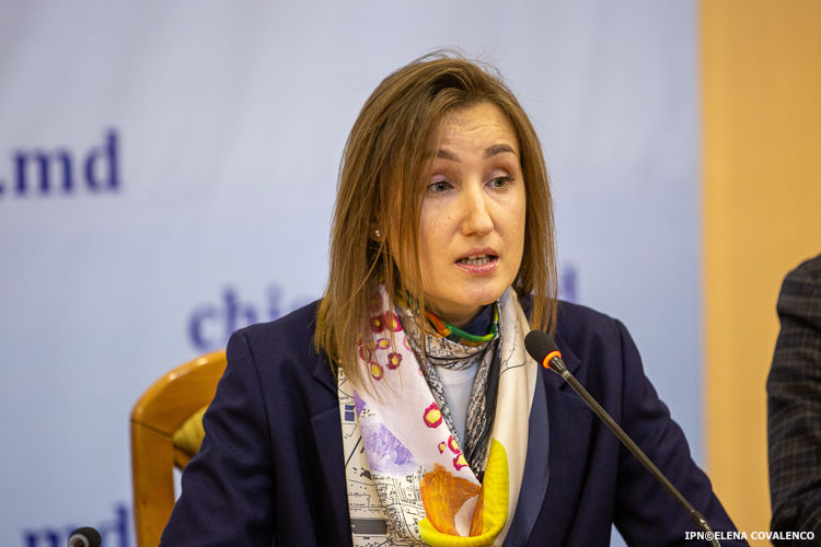 Советник от Партии ”Действие и солидарность” Зинаида Попа.