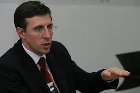 Dorin Chirtoacă îl acuză pe directorul Regiei Auto-Salubritate, Tudor Maniv că nu vrea să renunţe la funcţie. Foto: infomoldova.net