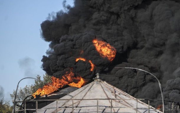 Под Киевом прогремел взрыв на нефтебазе.