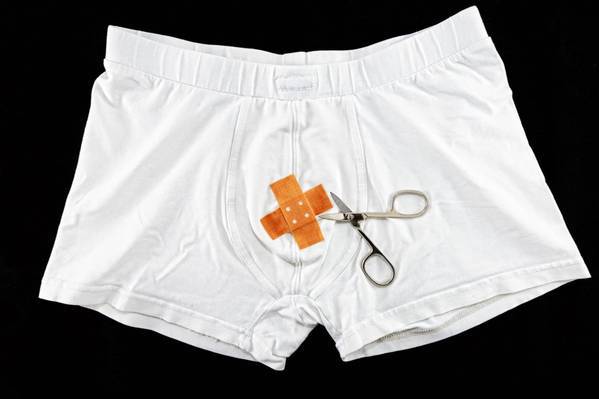De data aceasta, medicii nu au mai putut să-i coasă penisul lui Fan Lung, pentru că organul genital nu a mai fost găsit.