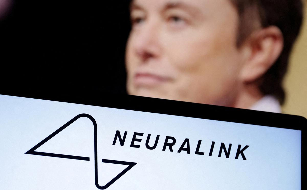 Musk, despre planurile revoluționare ale Neuralink: În 20 de ani vom putea atinge nemurirea.
