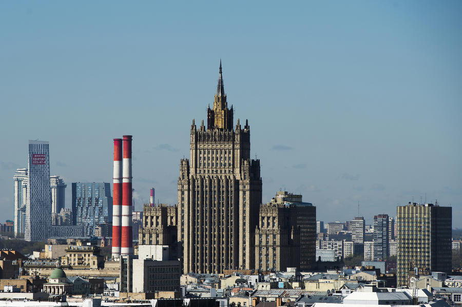 По мнению Москвы, не выдерживает никакой критики и муссируемый Вашингтоном тезис о приверженности временного украинского правительства «защите прав всех граждан страны».