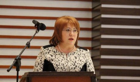 Dosarul Domnicăi Manole ar putea fi examinat de mai puţini judecători.