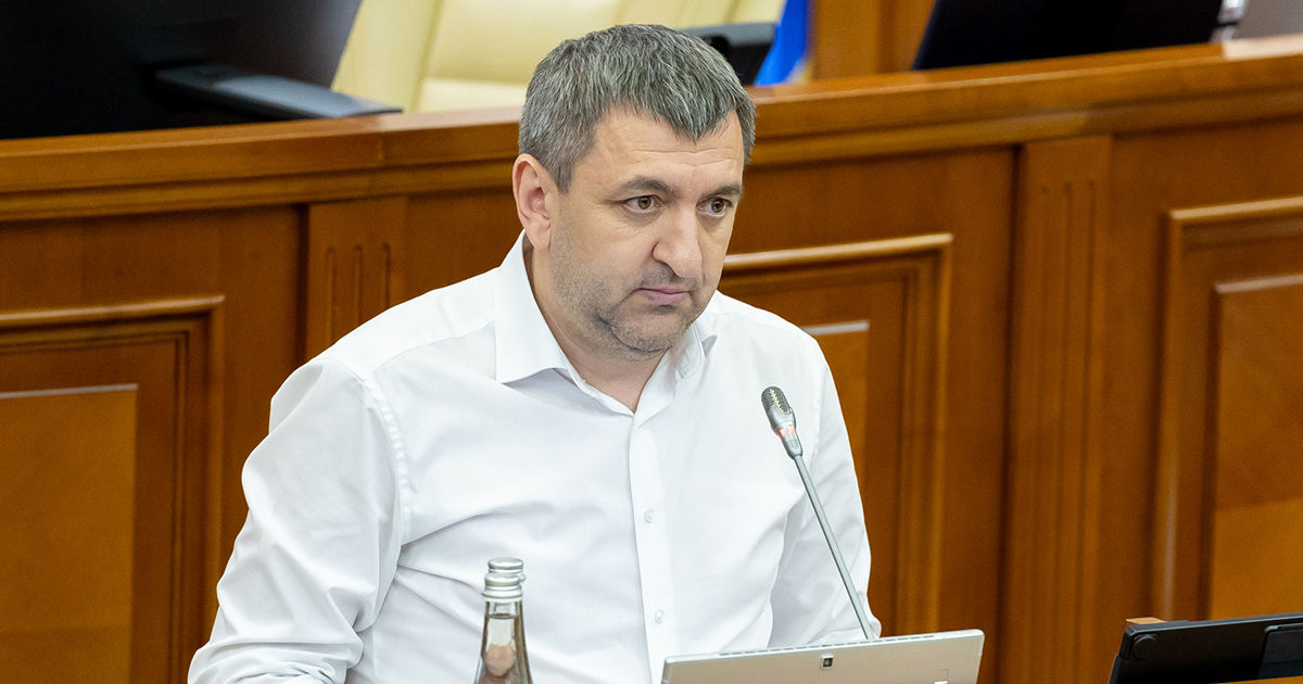 Карп о перестановках в правительстве: Есть вопросы, с нетерпением ждем Речана.
