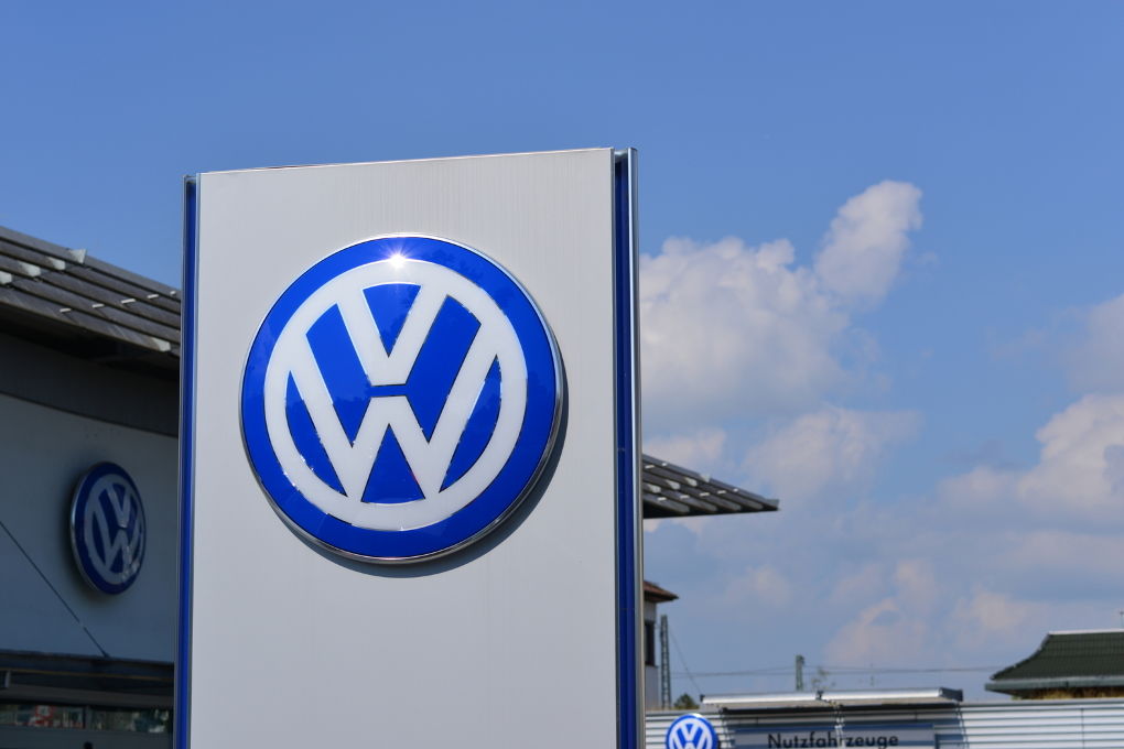SUA: Volkswagen va instala stații de încărcare pentru mașini electrice