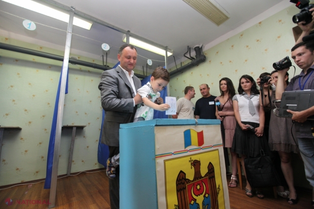 În aceeași listă se regăsește și numele proaspătului primar de Moscova, Serghei Sobianin.