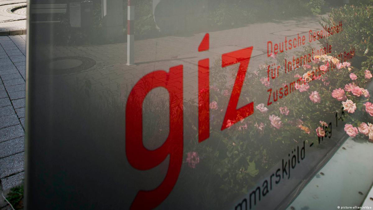 Генеральный секретарь правительства встретился с новым директором GIZ Moldova.