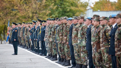 Военные прокуроры направили в суд 117 уголовных дел в отношении 163 человек.