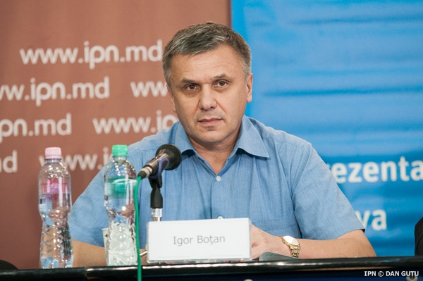 Fraudări masive ale alegerilor nu se fac în secţiile de vot. Unele şmecherii sau acţiuni minore pot avea loc, dar acestea nu pot influenţa rezultatul final.